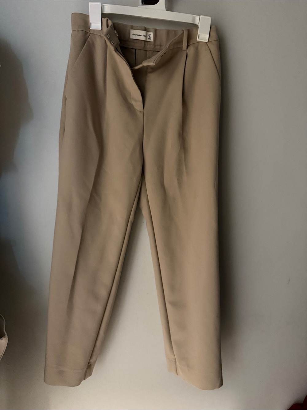 Abercrombie & Fitch Women's Tan Straight-Leg Trousers